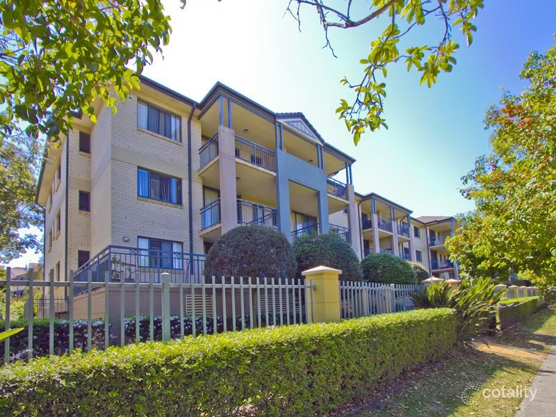 35/300 Sir Fred Schonell Dr, St Lucia, QLD 4067