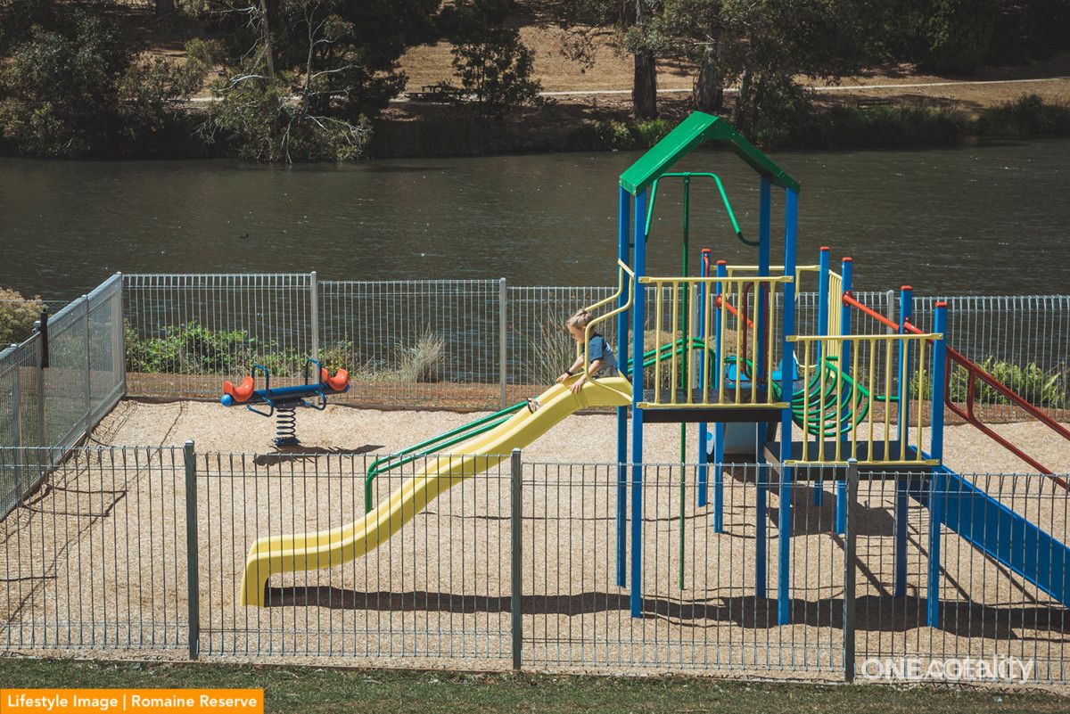 13 Blackwood Pde, Romaine, TAS 7320