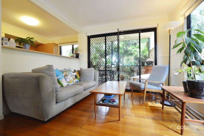 4/10 Redarc St, Fairfield, QLD 4103