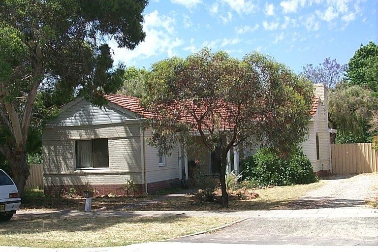 12 Kennard St, Kensington, WA 6151