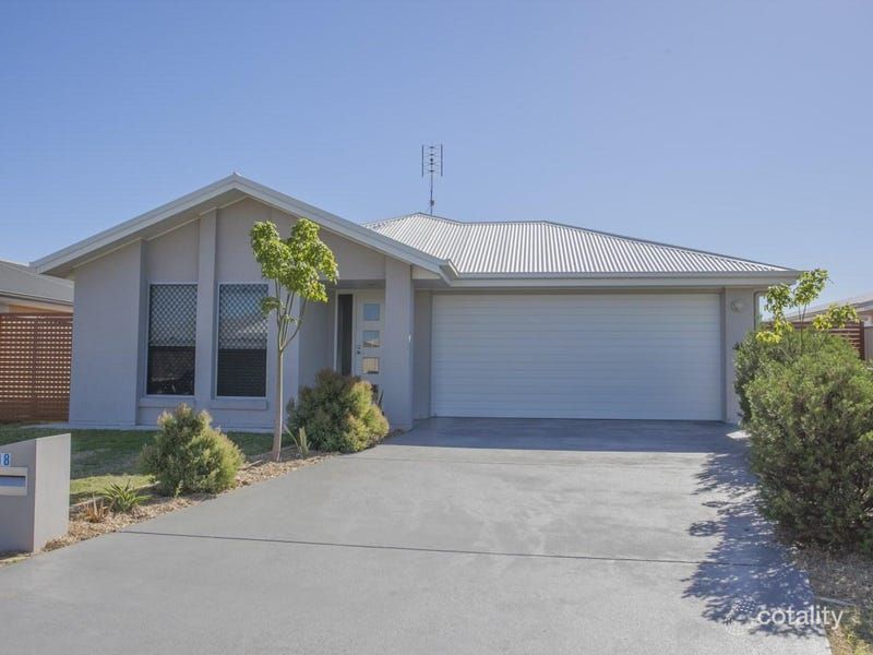 18 Archer St, Chinchilla, QLD 4413