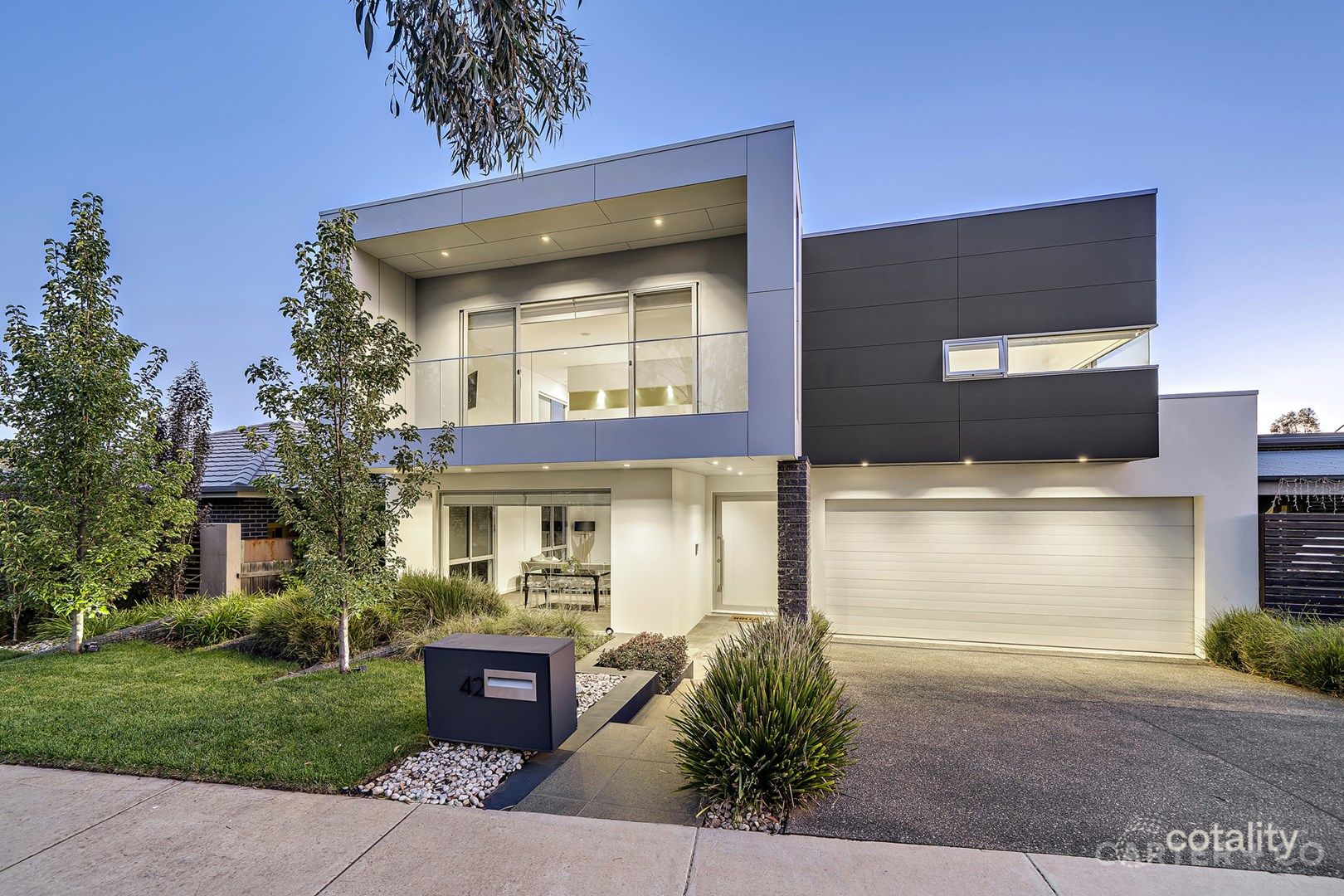 42 Quinane Ave, Forde, ACT 2914