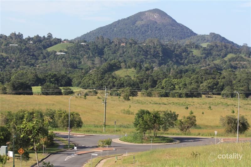 8 Viv Hull Ave, Eumundi, QLD 4562