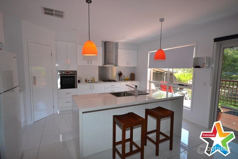 26a Wandana Cres, Mooroolbark, VIC 3138