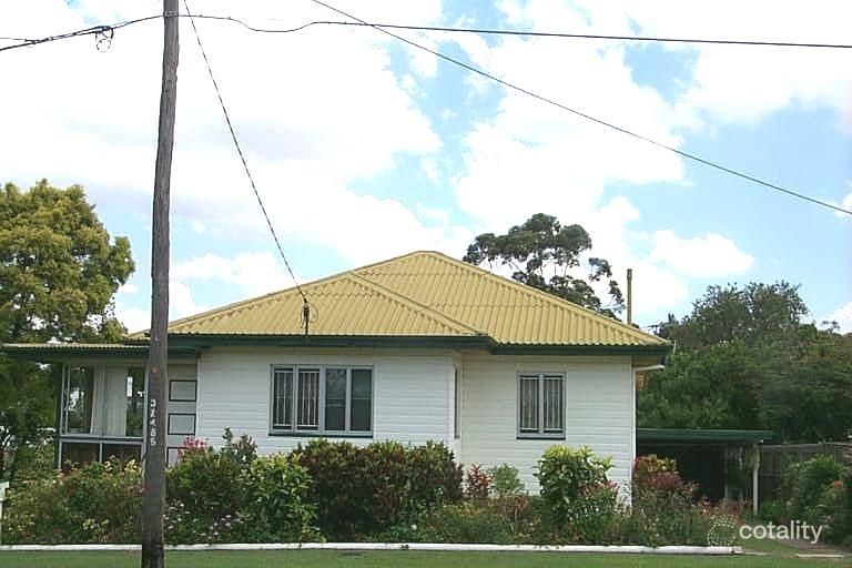 8 Handcroft St, Wavell Heights, QLD 4012