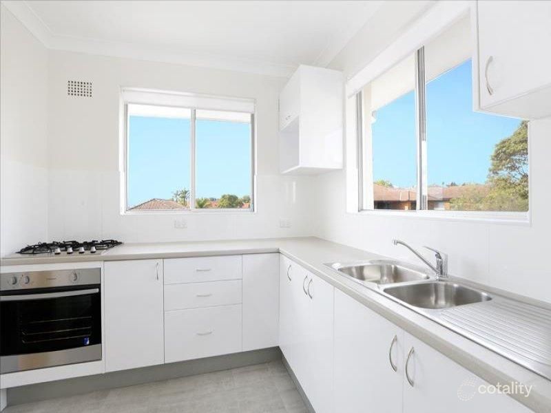 12/4 Wheeler Pde, Dee Why, NSW 2099