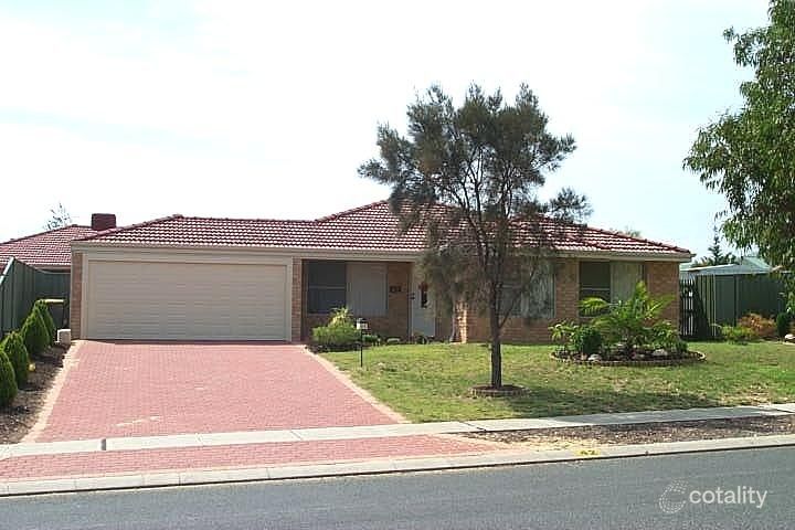 42 Timbercrest Rise, Woodvale, WA 6026
