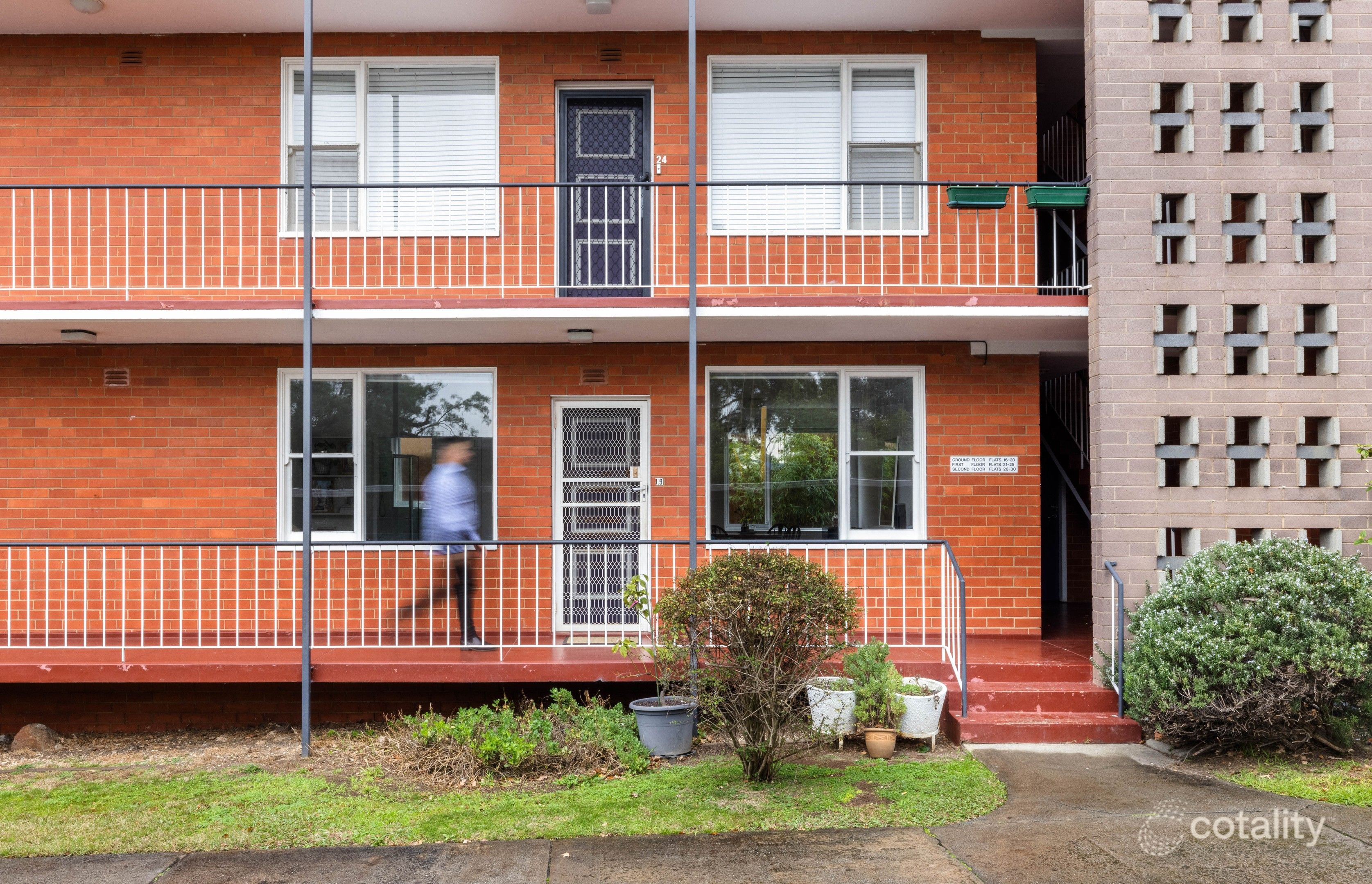 19/563 Glenferrie Rd, Hawthorn, VIC 3122