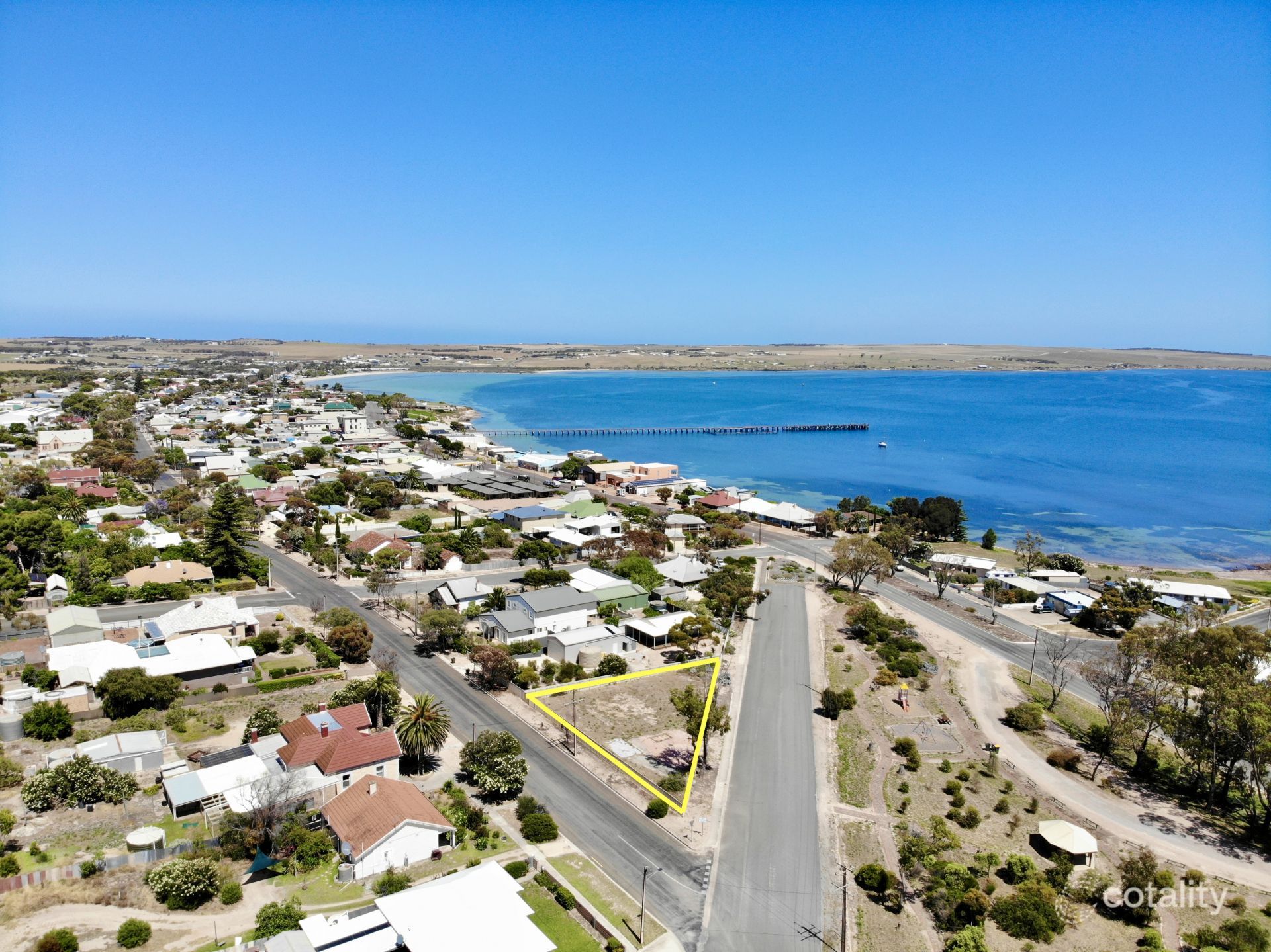 4 Mudge Tce, Streaky Bay, SA 5680