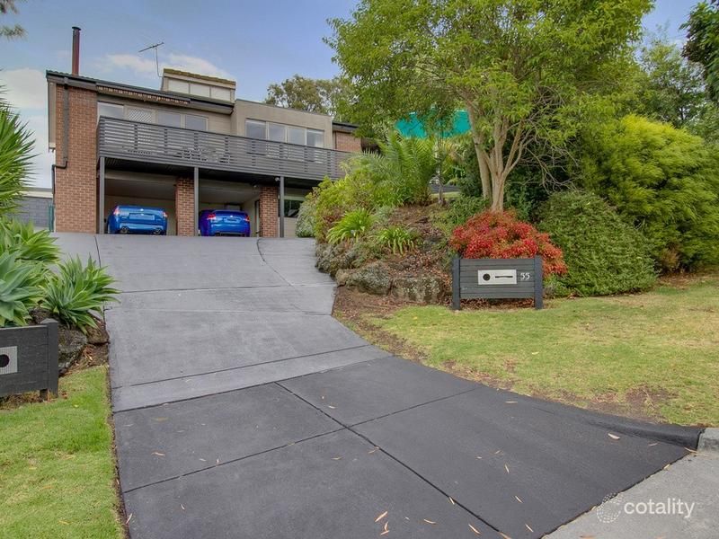 55 Rolling Hills Rd, Chirnside Park, VIC 3116