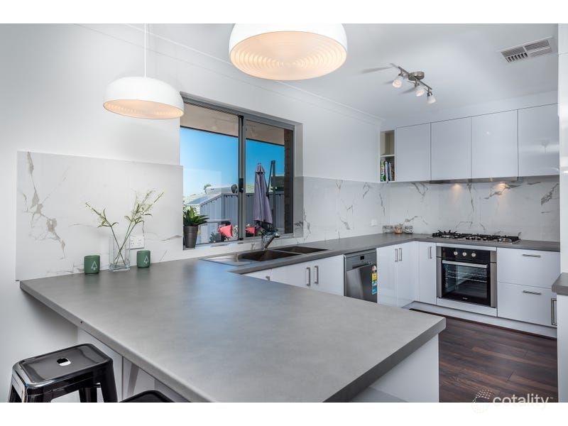 90 Talbot Dr, Kingsley, WA 6026