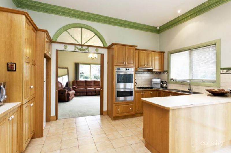 12a Baird St N, Doncaster, VIC 3108