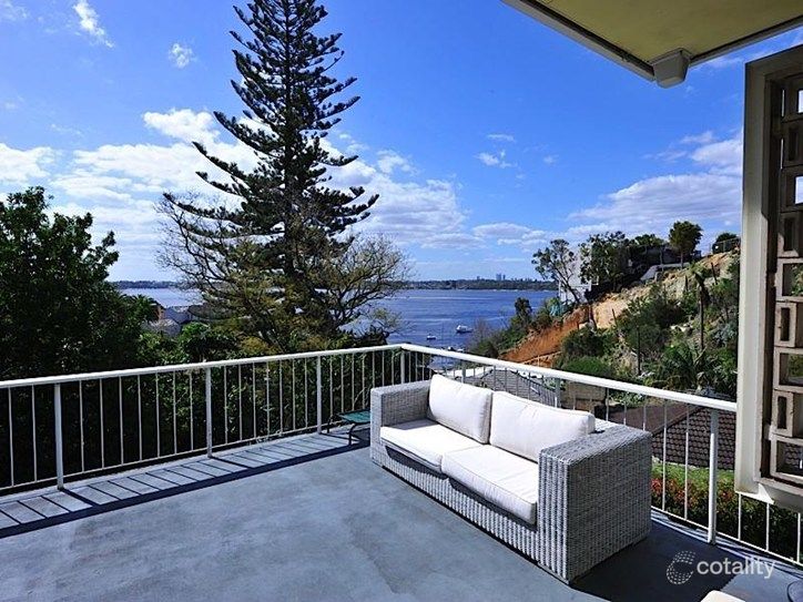 2 The Coombe, Mosman Park, WA 6012