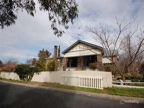 1/8 Salmon Ave, Armidale, NSW 2350