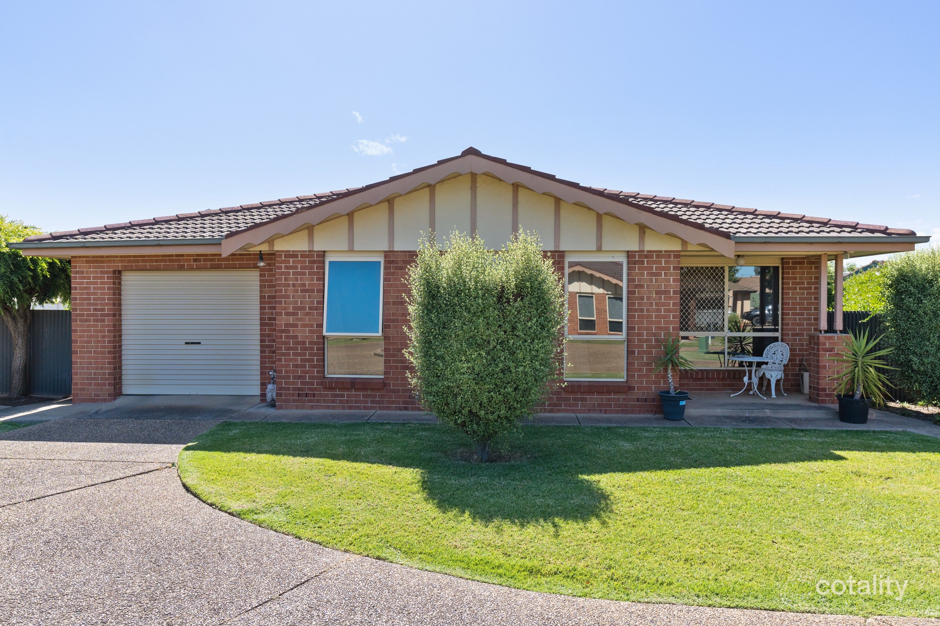 4/5 Chambers Pl, Wagga Wagga, NSW 2650
