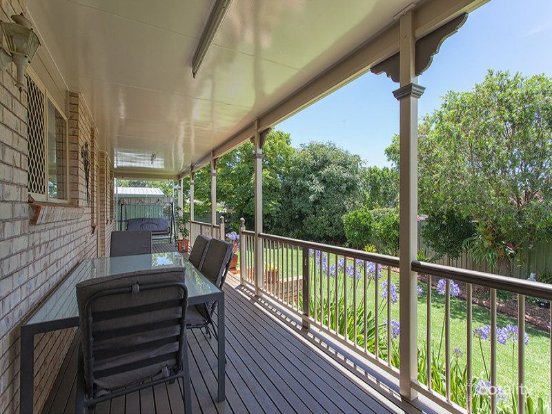 14 Dahlia, Middle Ridge, QLD 4350