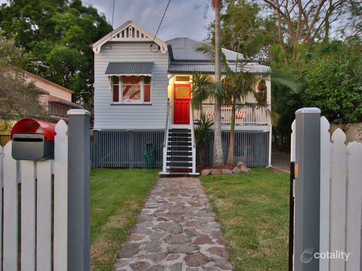 11 Moffatt St, Ipswich, QLD 4305