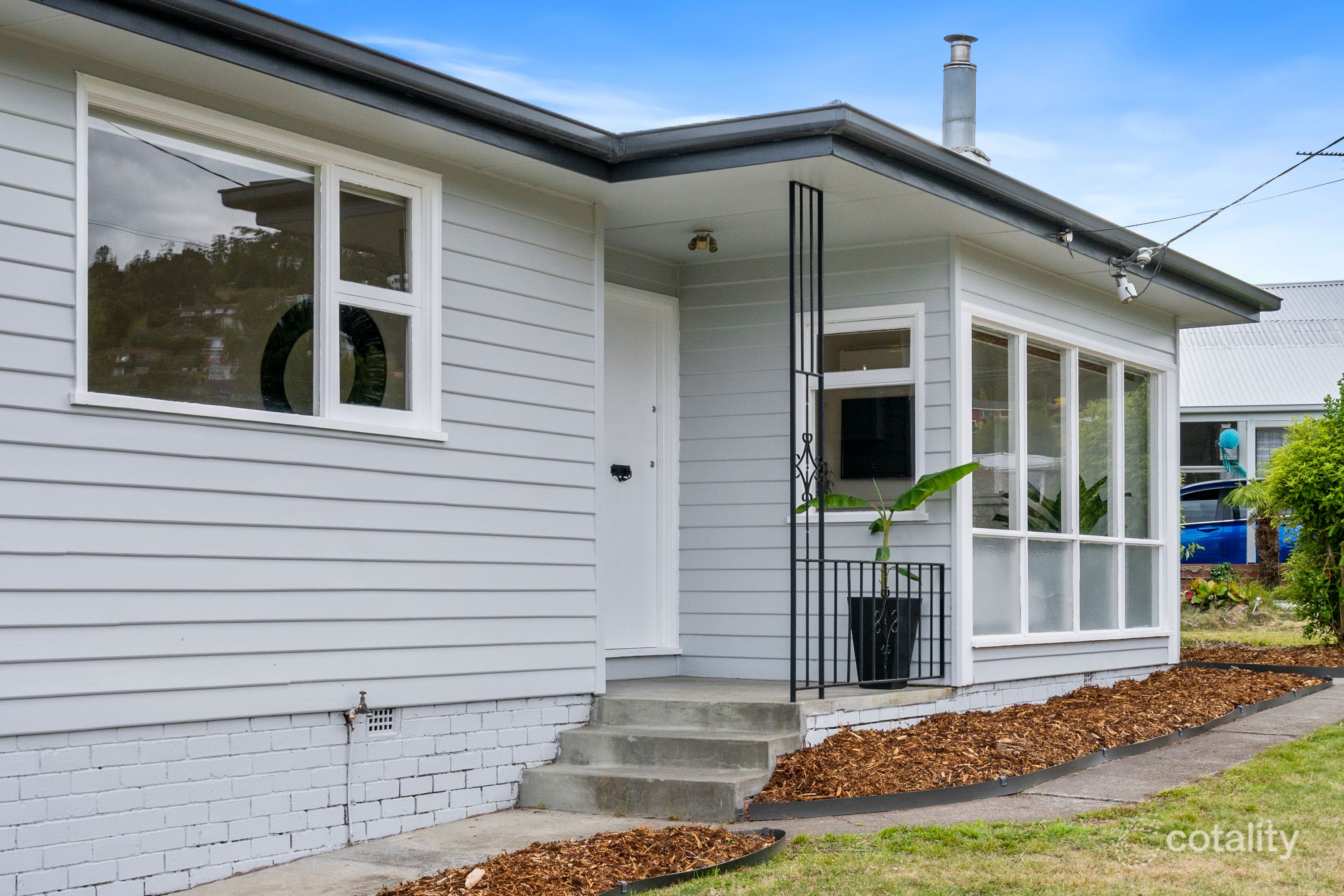 18 Phoenix St, Howrah, TAS 7018