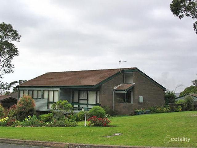 15 Milne Cres, Coniston, NSW 2500