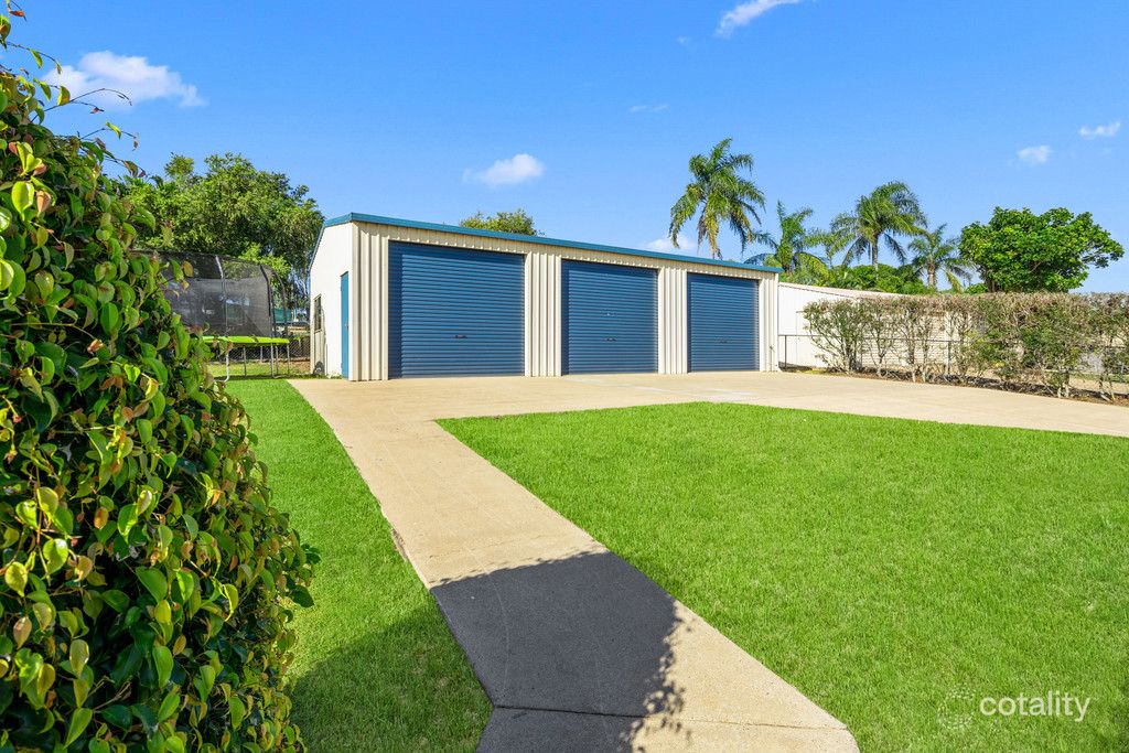 3 Deakin Ct, Southside, QLD 4570
