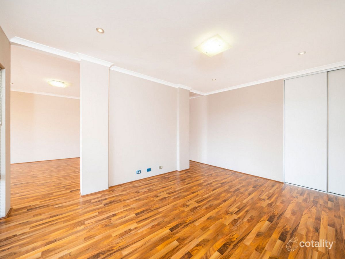36 Wannell St, Queens Park, WA 6107