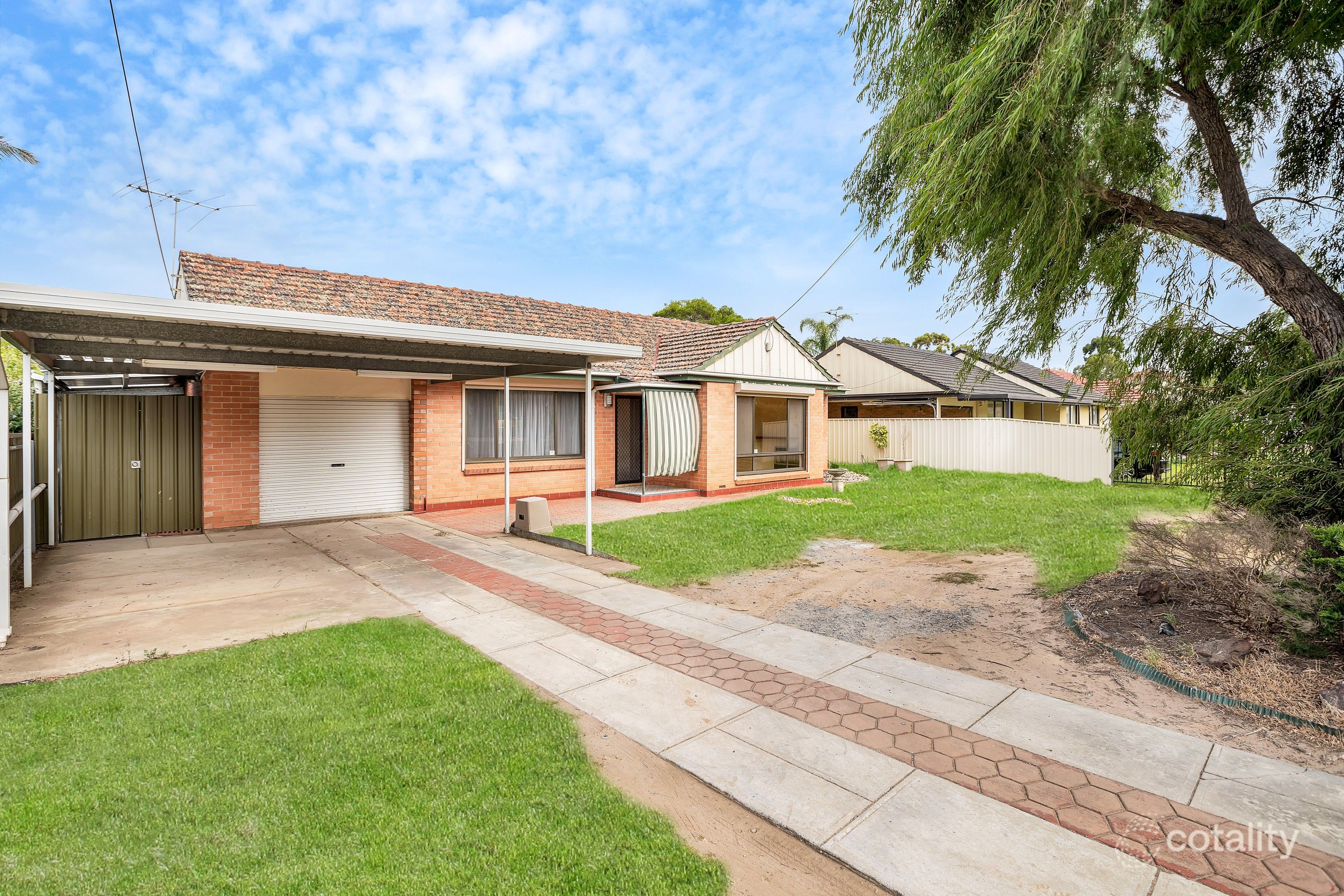 10 Lancaster Ave, Valley View, SA 5093