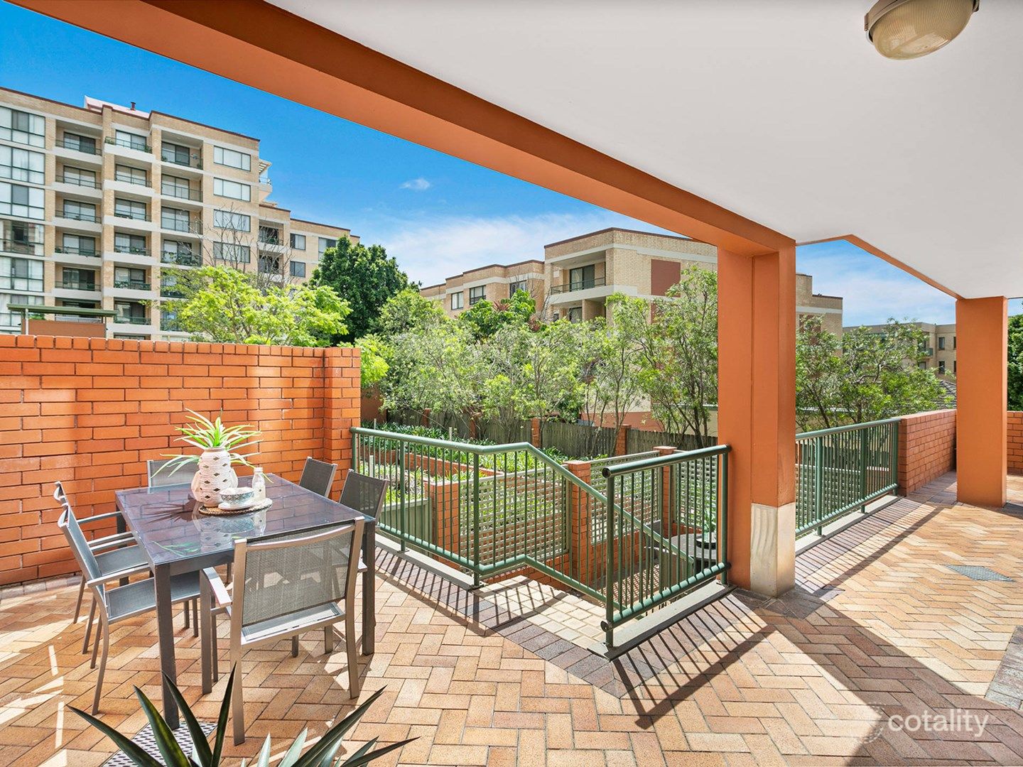 2/25-27 Kiora Rd, Miranda, NSW 2228