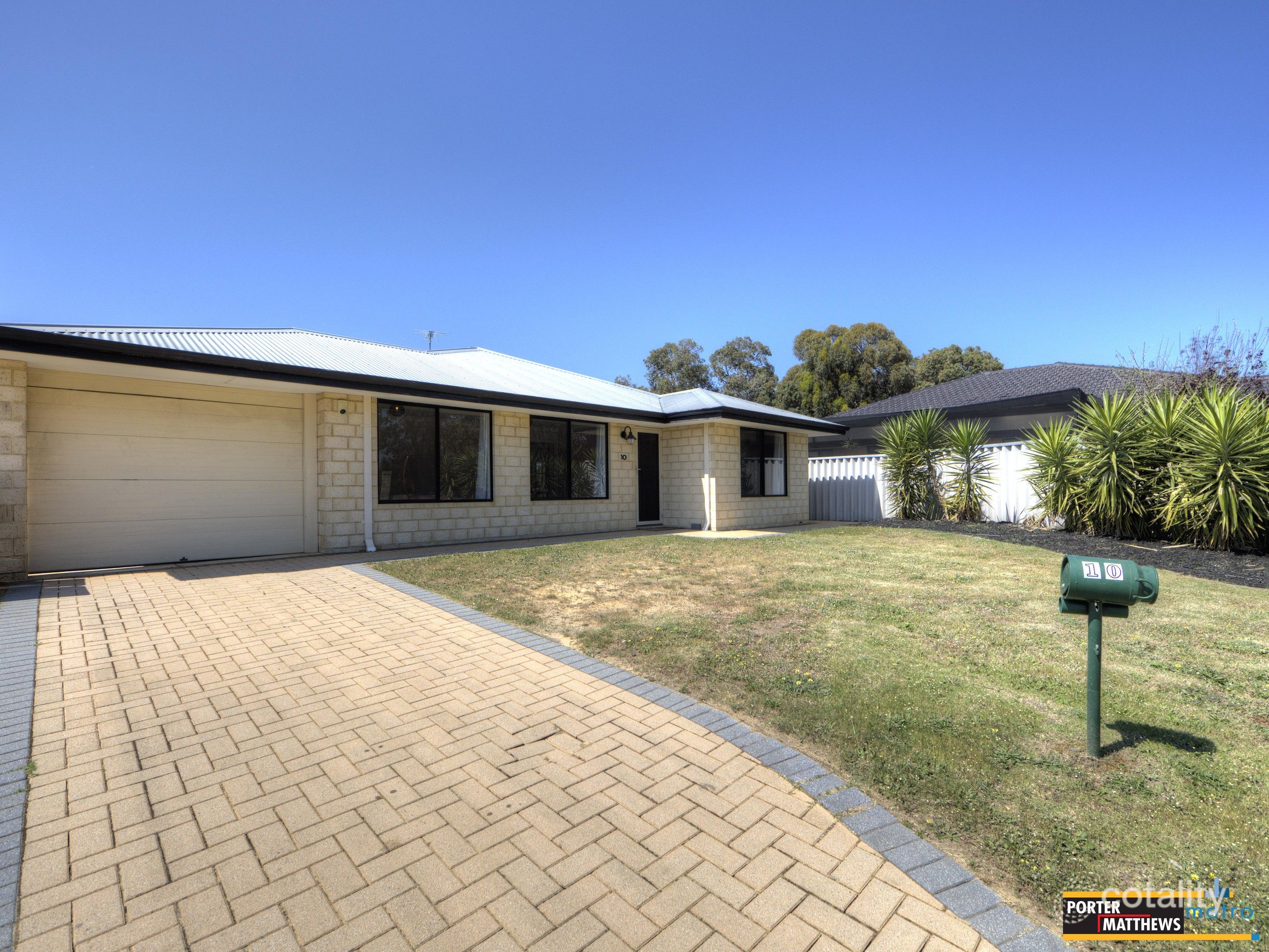 10 Carita Ct, Maddington, WA 6109