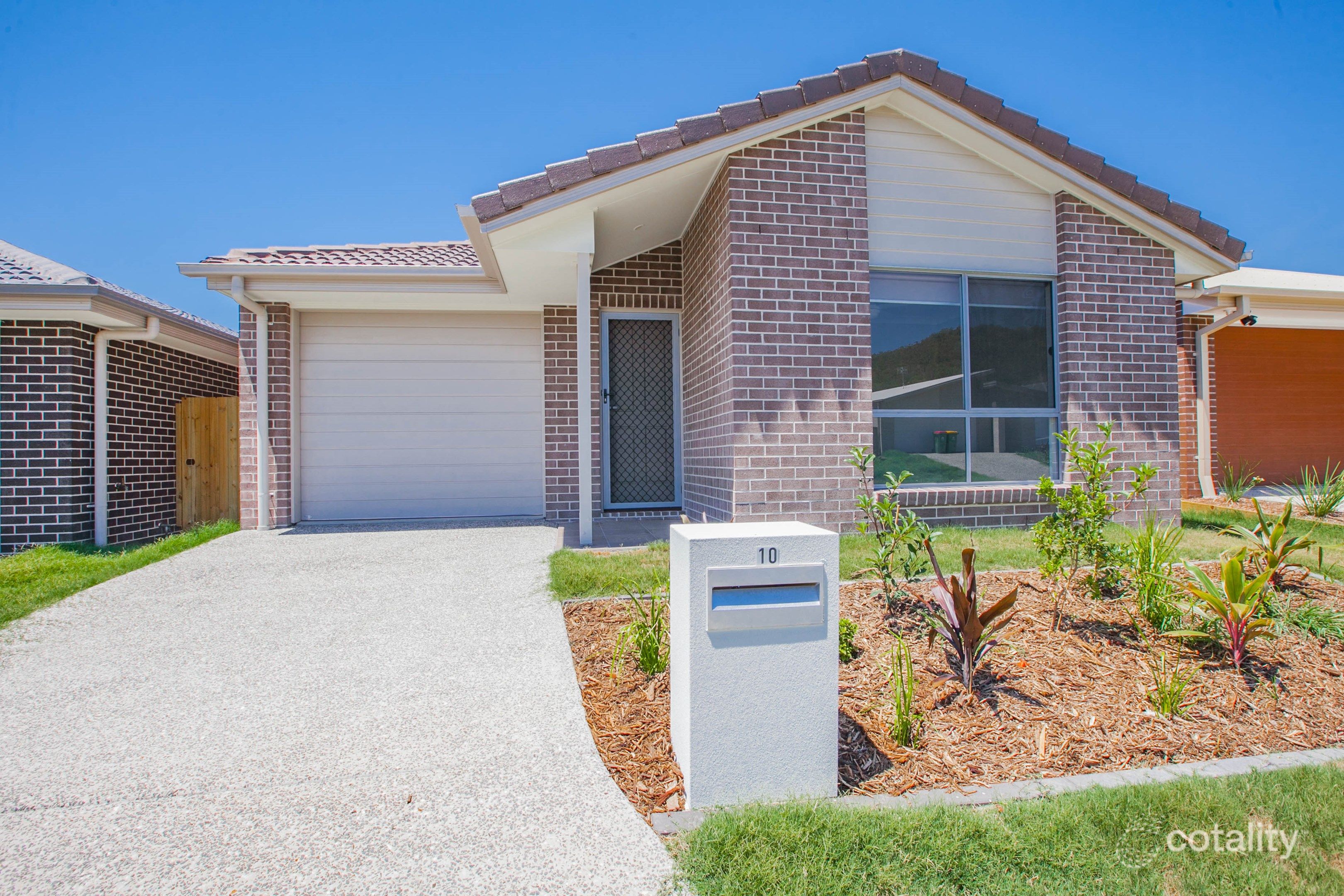 10 Macmillan Loop, Belivah, QLD 4207