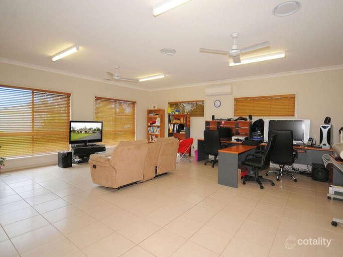 13 Brypat Cl, Burrum Heads, QLD 4659