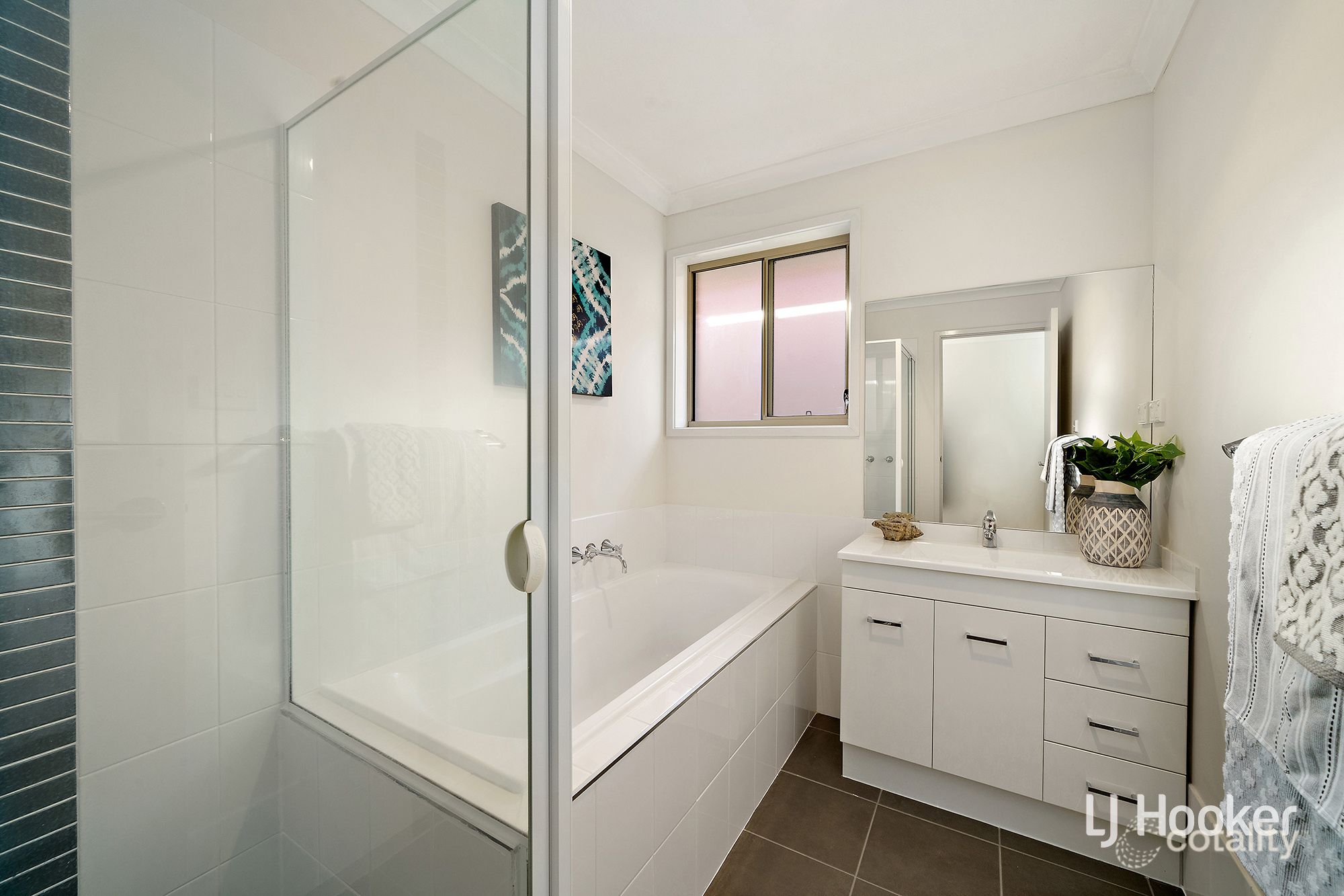 38 Hilda Kincaid Cres, Macgregor, ACT 2615