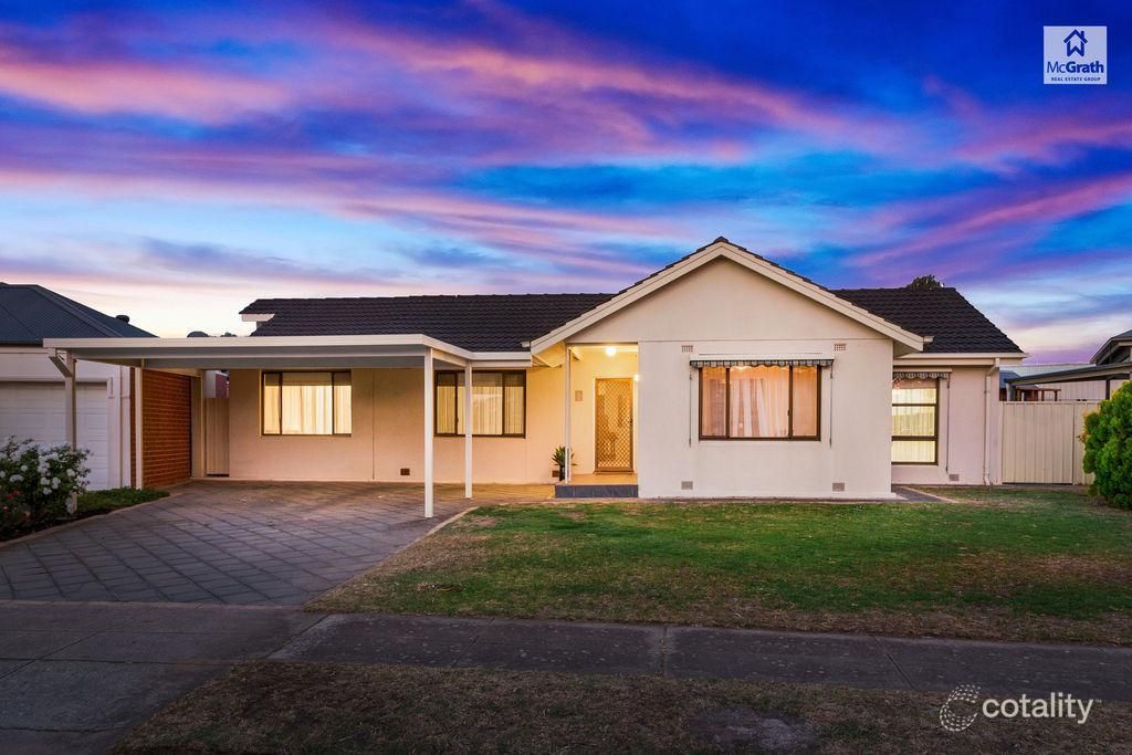 26 Oakmont Cres, Novar Gardens, SA 5040