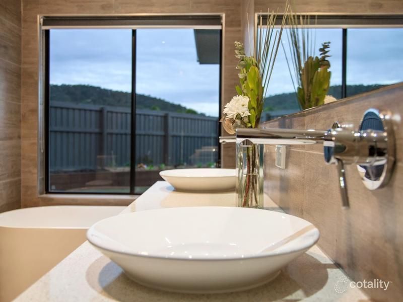 927 Medinah Ave, Robina, QLD 4226