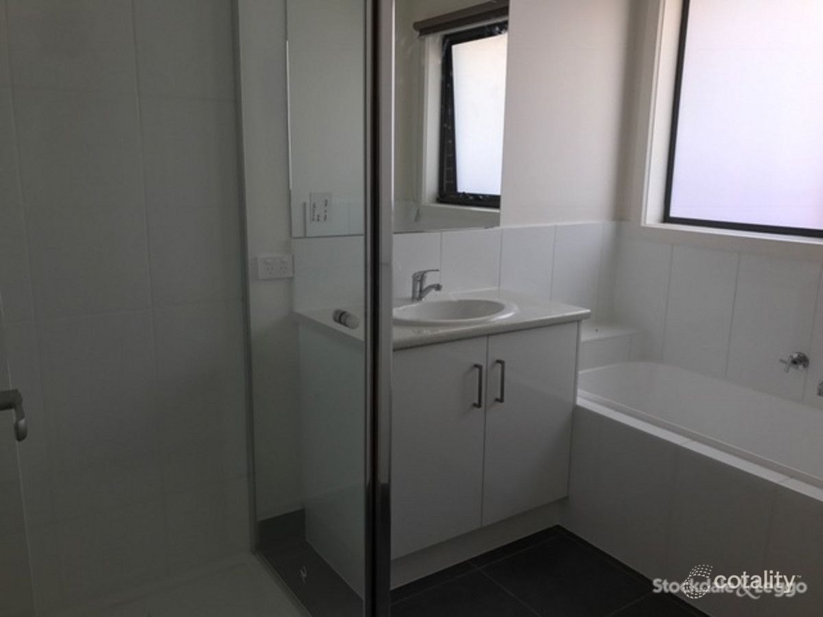 9 Karin Ct, Mooroolbark, VIC 3138