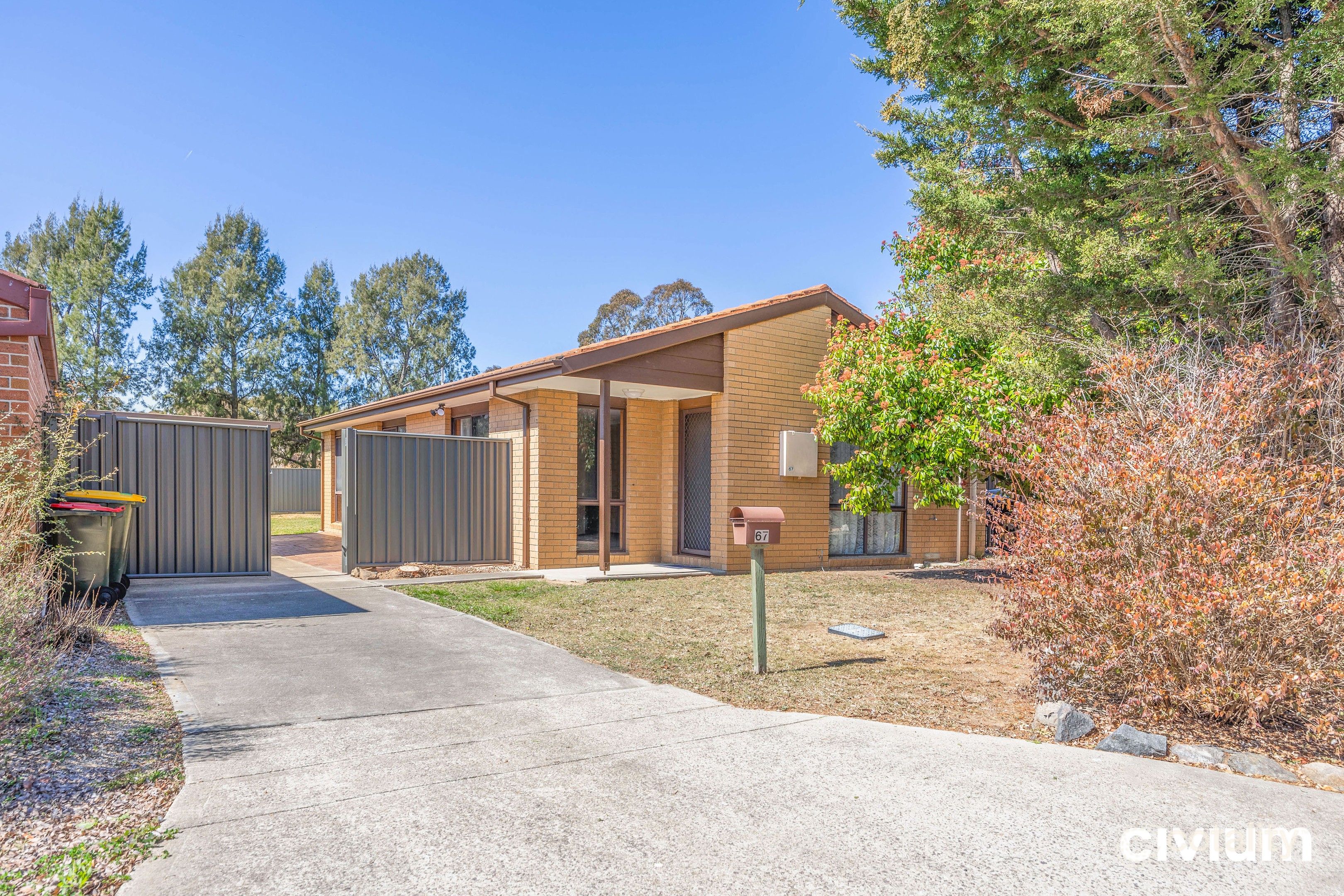 67 Keverstone Cct, Isabella Plains, ACT 2905