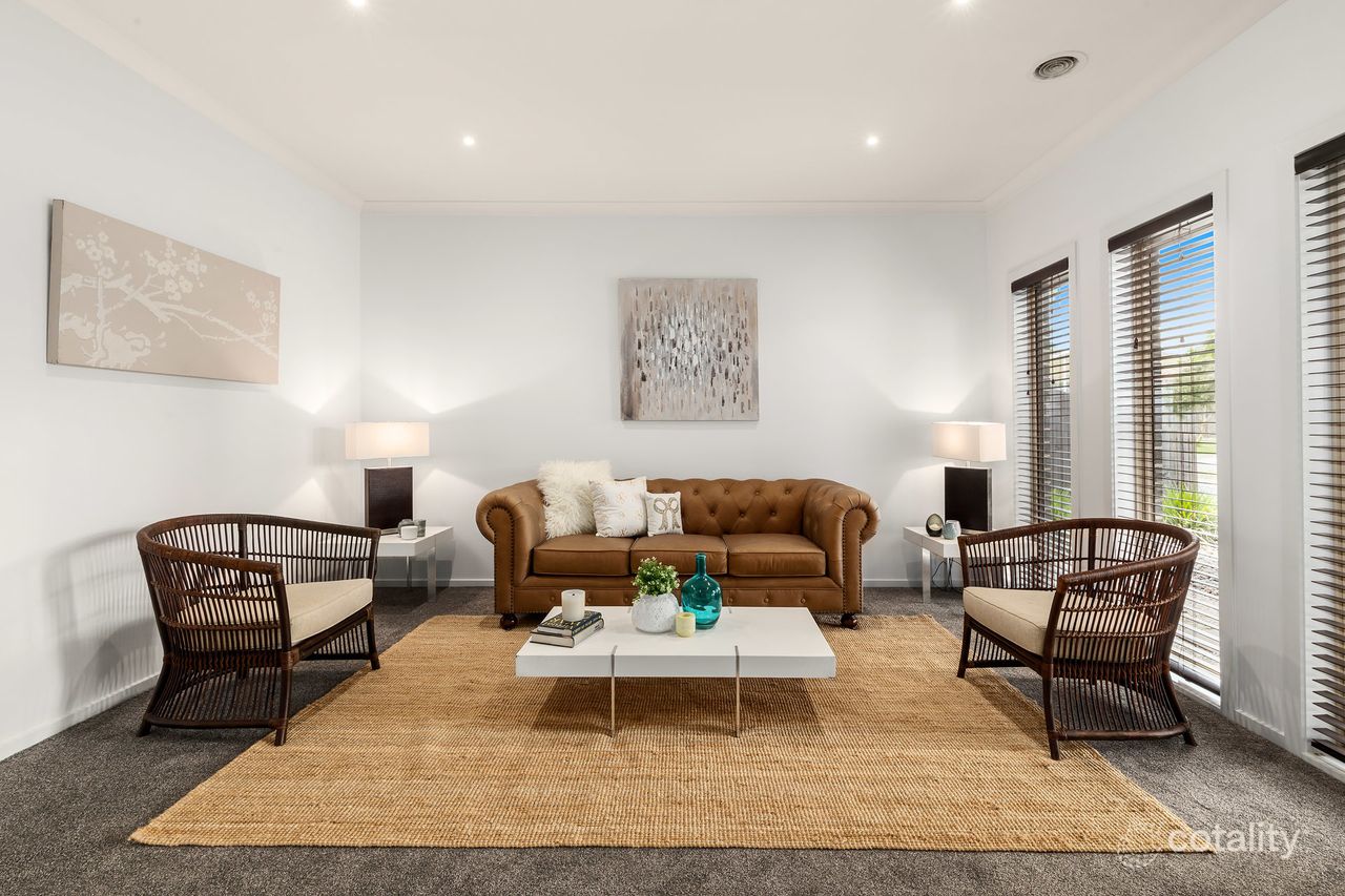 8 Fitzgerald Dr, South Morang, VIC 3752