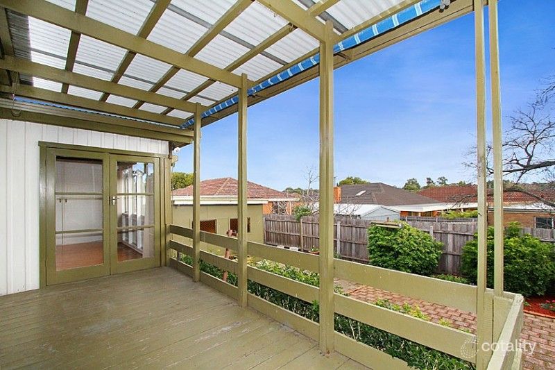 11 Golf Ave, Kingsbury, VIC 3083