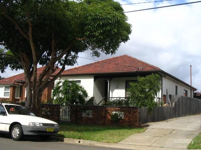 77 Staples St, Kingsgrove, NSW 2208