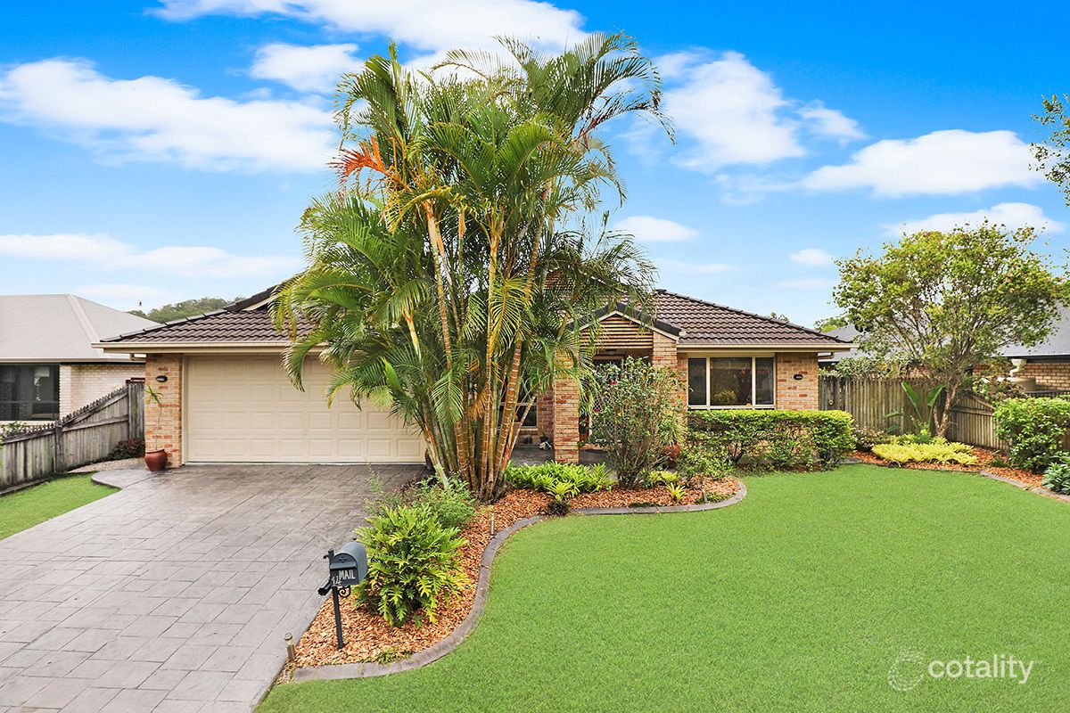 14 Maddock Ave, Mooloolah Valley, QLD 4553