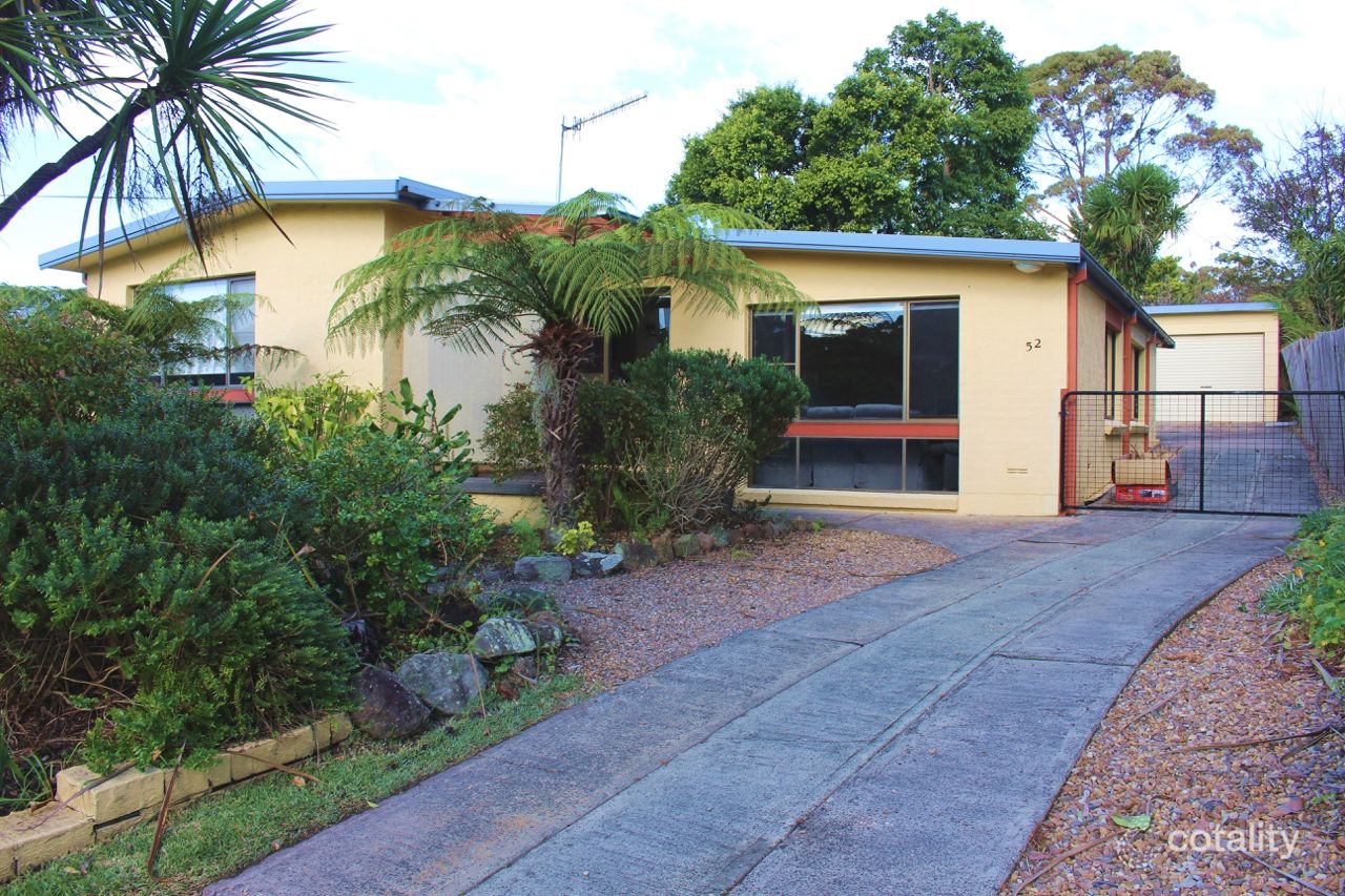 52 Wallaroy Dr, Burrill Lake, NSW 2539