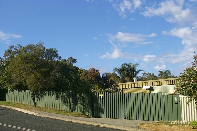 90 Old York Rd, Greenmount, WA 6056