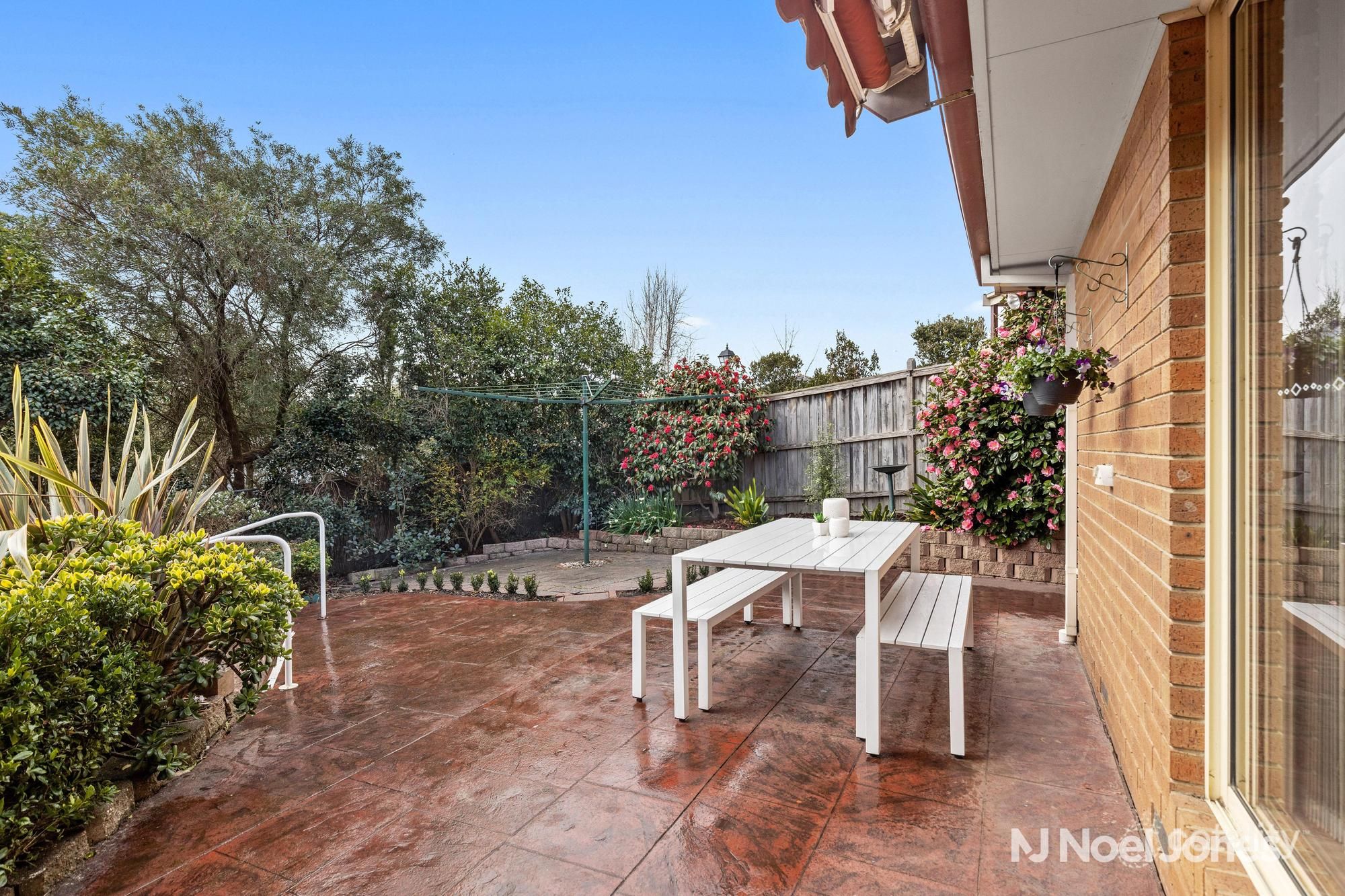 21 Delamere Dr, Chirnside Park, VIC 3116