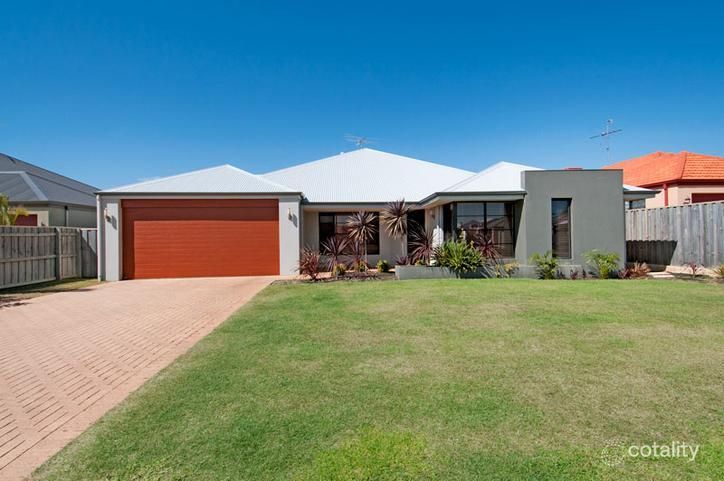 16 Lomatia Rmbl, Halls Head, WA 6210