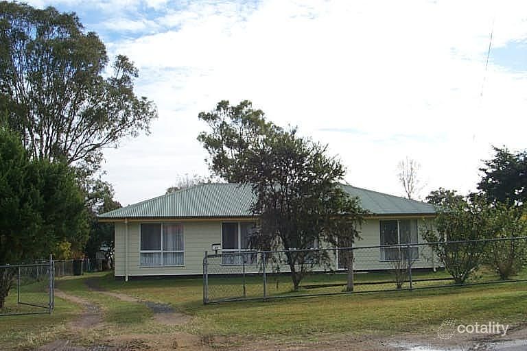 14 Hill St, Jimboomba, QLD 4280