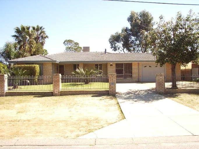 208 Dawson Ave, Forrestfield, WA 6058