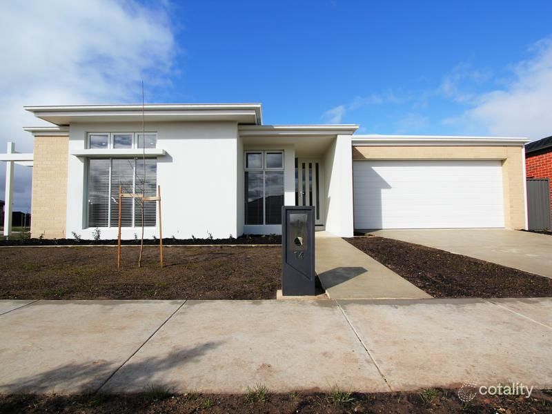 14 Lumsden Way, Lucas, VIC 3350