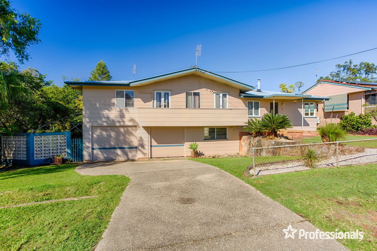 23 Old Wolvi Rd, Victory Heights, QLD 4570
