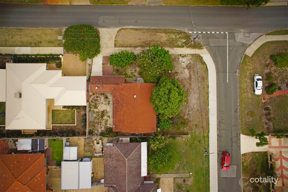 34 Latham St, Alfred Cove, WA 6154