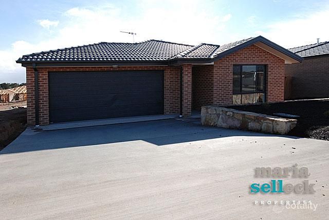 9 Greenman St, Macgregor, ACT 2615