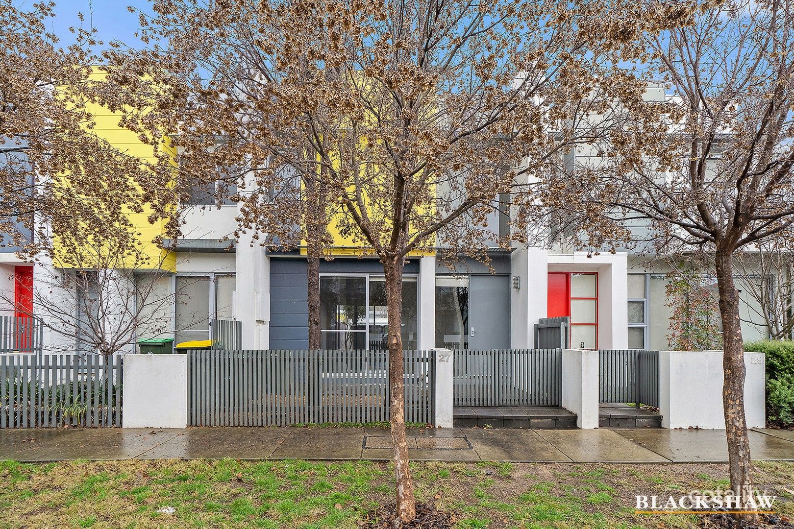 27 Dobikin St, Crace, ACT 2911